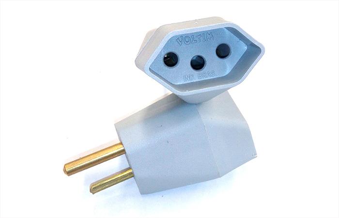 ADAPTADOR REVERSO 2P+T 20A C/5 UN